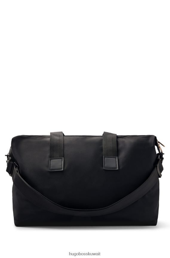 4TFNJN5864 أسود Hugo Boss حقيبة هوغو سوداء من القماش المُعاد تدويره مع شعار منحني