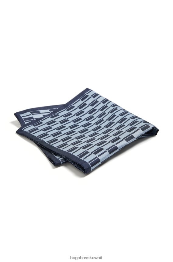 4TFNJN5893 أزرق غامق Hugo Boss منديل جيب أزرق داكن على الوجهين مصنوع من الحرير الخالص