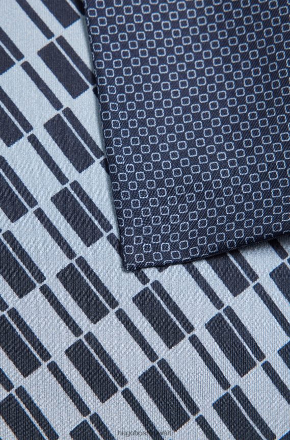 4TFNJN5893 أزرق غامق Hugo Boss منديل جيب أزرق داكن على الوجهين مصنوع من الحرير الخالص