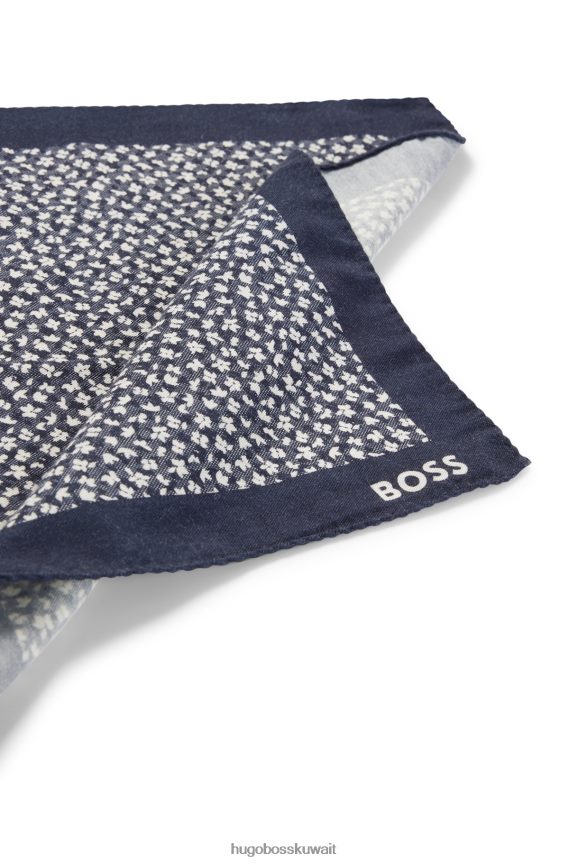 4TFNJN5908 منقوشة باللون الأزرق Hugo Boss منديل جيب هوغو منقوش رقميًا باللون الأزرق من القطن والصوف