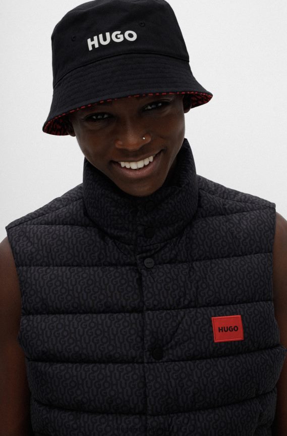 4TFNJN5914 أسود Hugo Boss قبعة دلو قابلة للعكس بطبعة شعار الماركة من نسيج قطني مضلع باللون الأسود