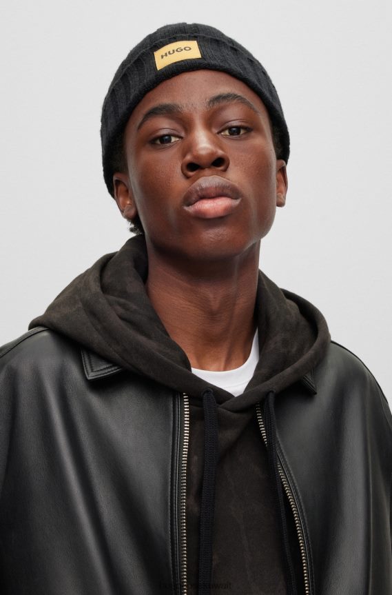 4TFNJN5925 أسود Hugo Boss وشاح وقبعة من مزيج القطن من هوغو مع شارات شعار معدنية باللون الأسود