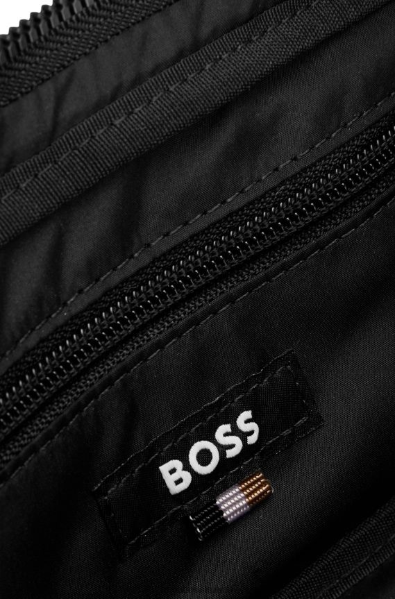 4TFNJN5927 أسود Hugo Boss حقيبة حزام بشعار الماركة مصنوعة من مادة معاد تدويرها منظمة باللون الأسود من هوغو