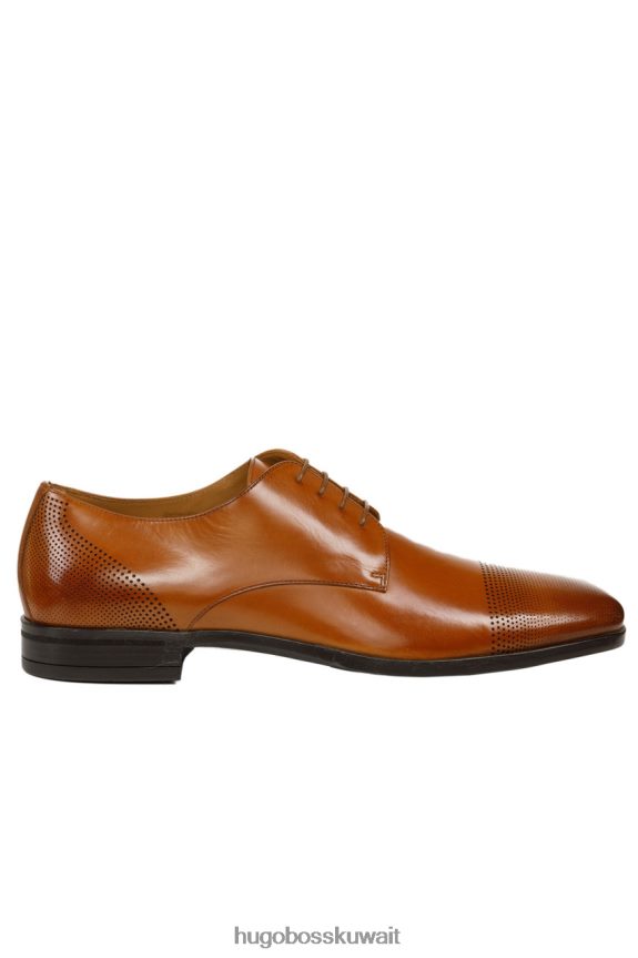 4TFNJN691 بني Hugo Boss الدانتيل يصل كينسينغتون في لندن 50407811 البني