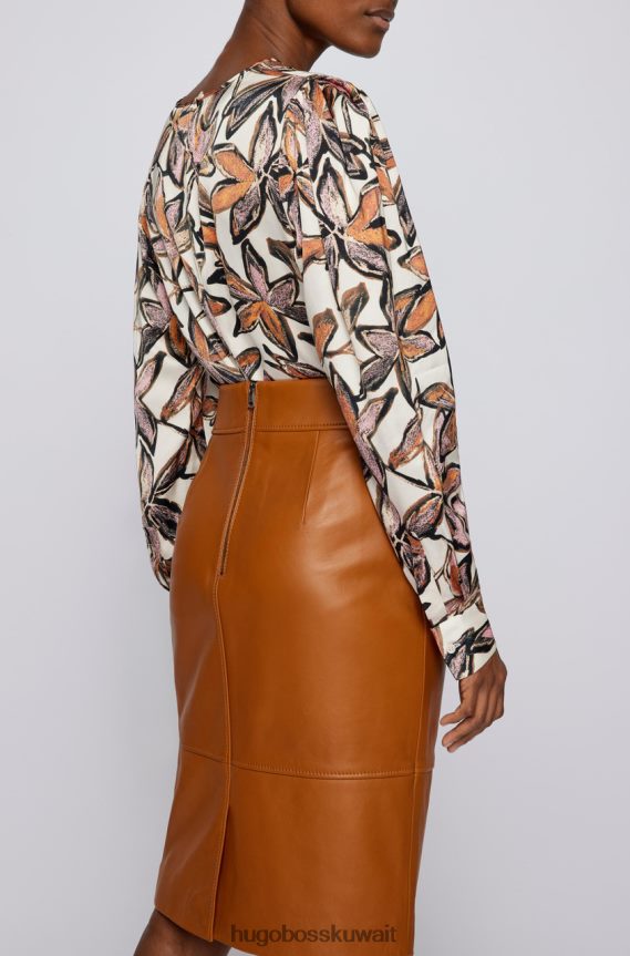 4TFNJN735 أسود/تان/أزرق Hugo Boss تنورة جلدية Selrita 50460741 أسود