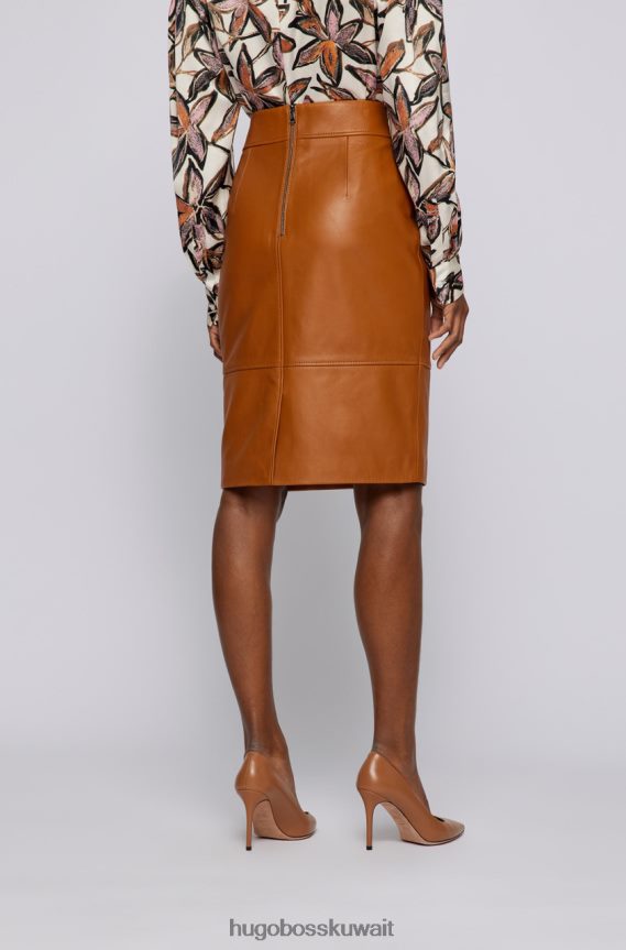 4TFNJN735 أسود/تان/أزرق Hugo Boss تنورة جلدية Selrita 50460741 أسود