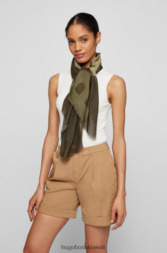 4TFNJN832 أخضر/أبيض Hugo Boss وشاح ج لوغانا 50469198 أخضر