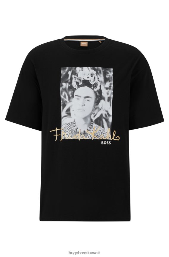 4TFNJN918 أسود Hugo Boss تي شيرت هوغو أسود من القطن العضوي بقصة مريحة مع رسومات فريدا كاهلو