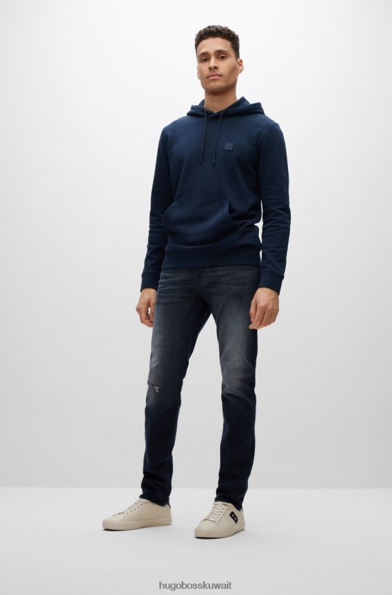 4TFNJN943 أزرق غامق Hugo Boss سويت شيرت بغطاء رأس من قطن تيري الفرنسي باللون الأزرق الداكن مع رقعة الشعار