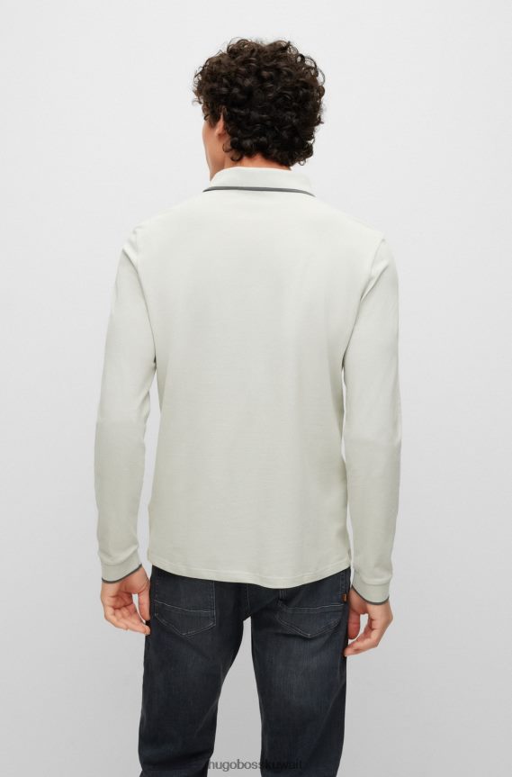 4TFNJN948 رمادي فاتح Hugo Boss قميص بولو من القطن المطاطي بأكمام طويلة من Hugo باللون الرمادي الفاتح مع رقعة الشعار