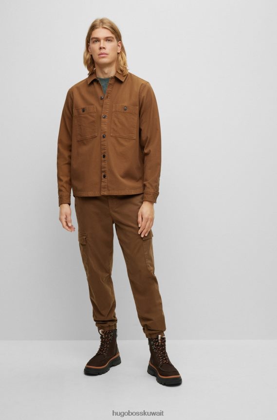 4TFNJN951 بني Hugo Boss قميص علوي بمقاس كبير مصنوع من القطن المطاطي باللون البني دوبي هوغو