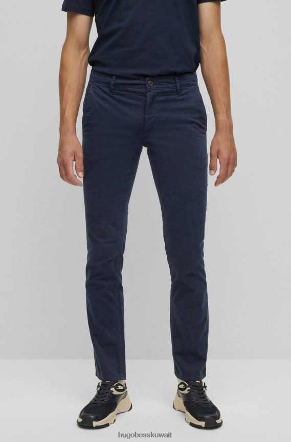 4TFNJN956 أزرق غامق Hugo Boss بنطال هوغو بقصة ضيقة من الساتان القطني المطاطي باللون الأزرق الداكن