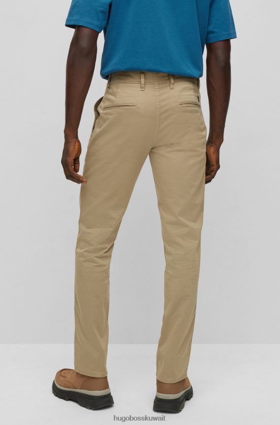 4TFNJN960 اللون البيج Hugo Boss بنطلون هوغو بيج بقصة ضيقة من الساتان القطني المطاطي