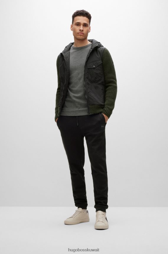 4TFNJN979 رمادي فاتح Hugo Boss تيشيرت Hugo باللون الرمادي الفاتح بأكمام طويلة مصنوع من قطن الوافل